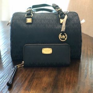 Michael Kors large Grayson bag and wallet